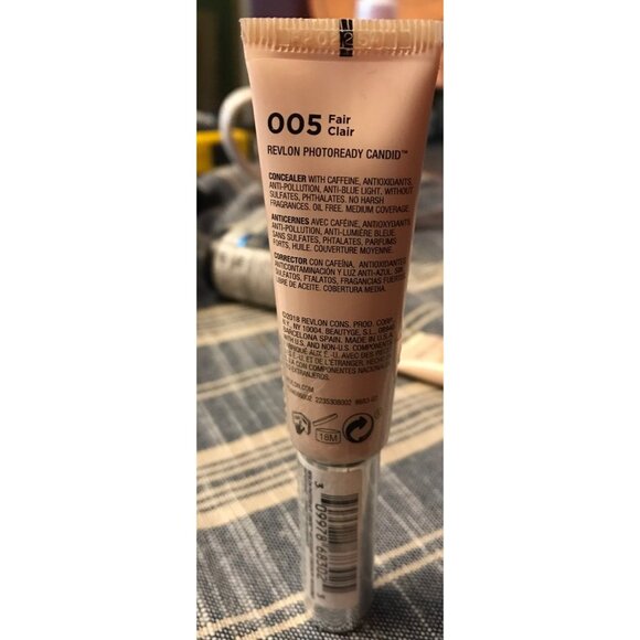 Revlon Photoready Candid Antioxidant Concealer 005 Fair 0.34 Fl Oz - Picture 2 of 6